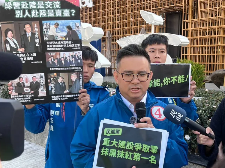 黃健豪說，他主張的是透過教育讓國人「認同中華民國」，批評綠營對他「抹黑抹紅」。黃健豪總部提供