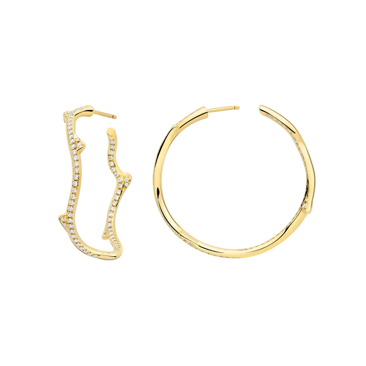 Bois de Rose 18K金鑲鑽耳環，未定價。品牌提供