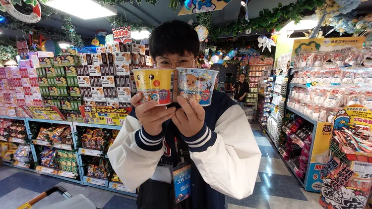 DON DON DONKI引進多項日系產品。凃建豐攝