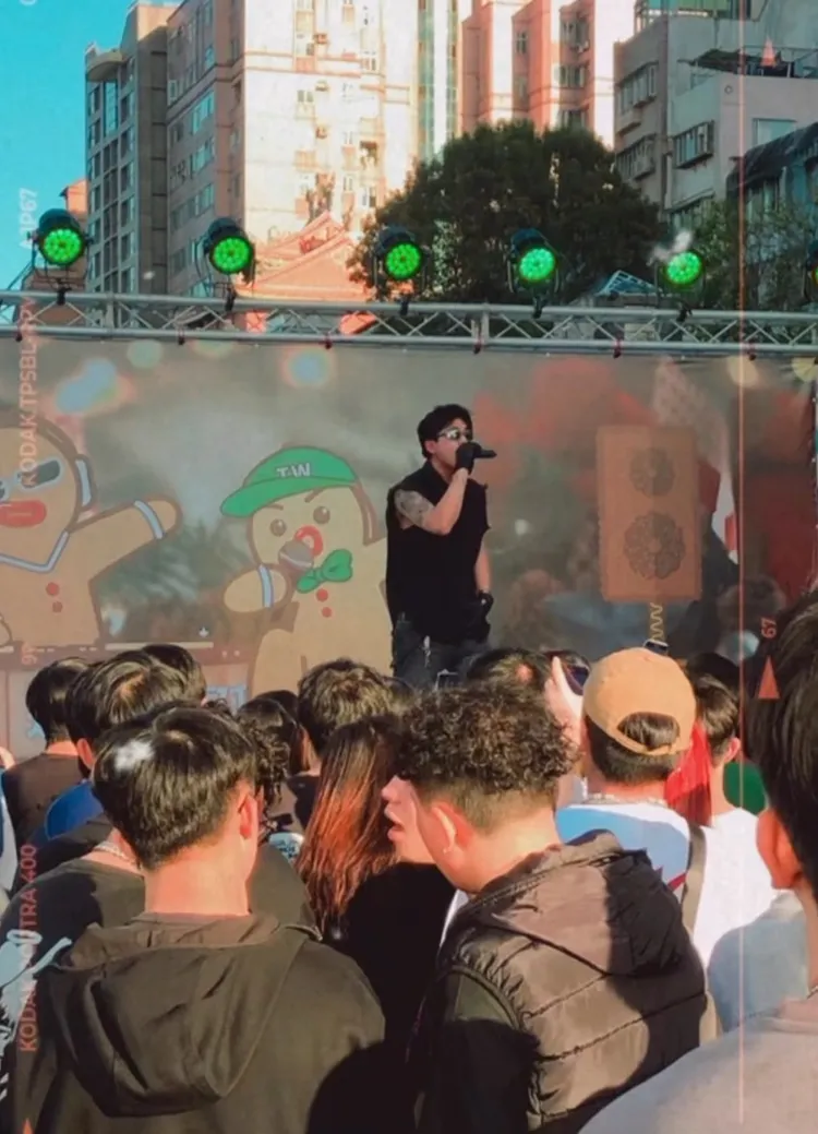 有網友有去現場，並大讚：「很CHILL~~PIZZALI 帥爆！」翻攝許淑華Hsu Shu-Hua粉絲頁