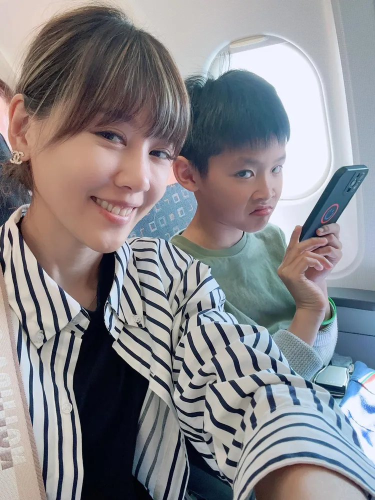 嚴立婷經常在粉絲頁上分享家庭趣事。翻攝《嚴立婷 Willson & Tina》粉絲頁