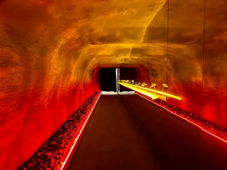 熔岩隧道。王良博攝