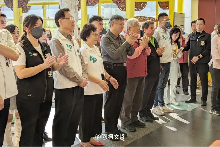 柯文哲今天在彰化趴趴走跑行程。翻攝柯文哲臉書