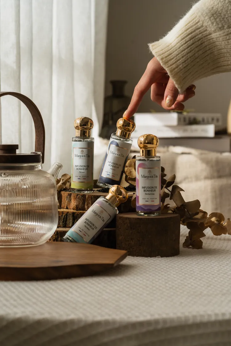 Margot & Tita一盞茶時茶香系列推出全新金盞黑茶香氛。品牌提供