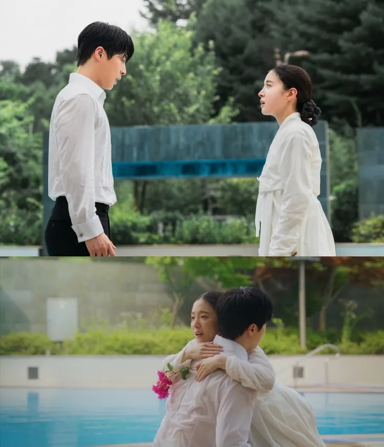 《烈女》李世榮（上圖右）被丟到水井後，竟穿越到現代，被裴仁爀救起，她手上的紫薇花藏伏筆。翻攝friDay影音