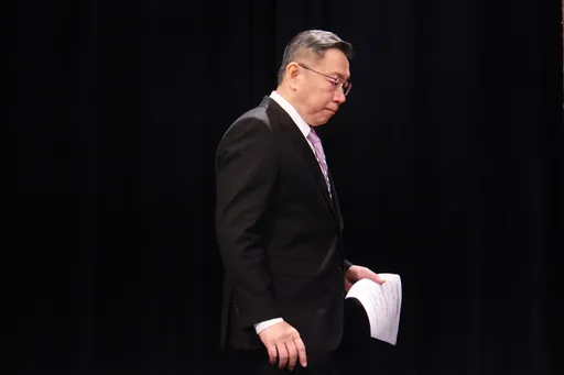 赖清德不敢讲「务实台独工作者」 柯文哲呛「真丢脸」:别以为我没注意到