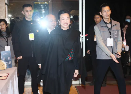 談大家愛喝「johnnie walker」挨酸 吳欣盈再曝原意:希望年輕人向前走