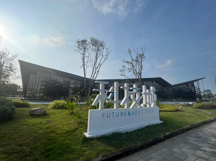 「高鐵科技城」在沒有百貨建置利多時已出現單坪最高32.1萬元。葉家銘攝