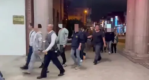 地下投注站藏民宅!只收通訊軟體下注 警破獲選舉賭盤、涉賭金流2400萬