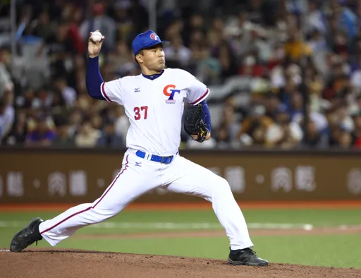 飲恨!中華隊打擊遭日本強投壓制 延長賽0比1吞敗