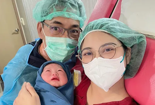 《風水世家》樓心潼37歲報喜生下小毛荳!進產房15分鐘就擠出來囉