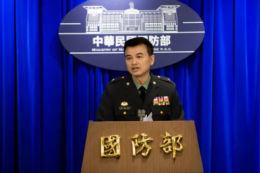 空軍中校「藏小抄」狂作弊!國防大學開鍘 緊急開除學籍