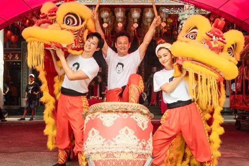 在地上滾、用手走路都不忘兒子 徐乃麟「父親一輩子責任」