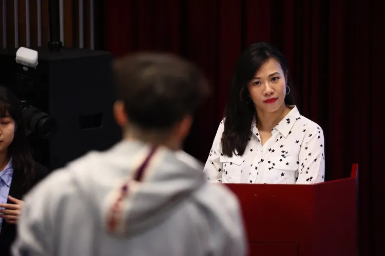吳欣盈接受學生提問。彭欣偉攝