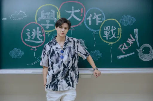 最帥教官王子重現經典 《那不是雪中紅》掀歌迷回憶殺