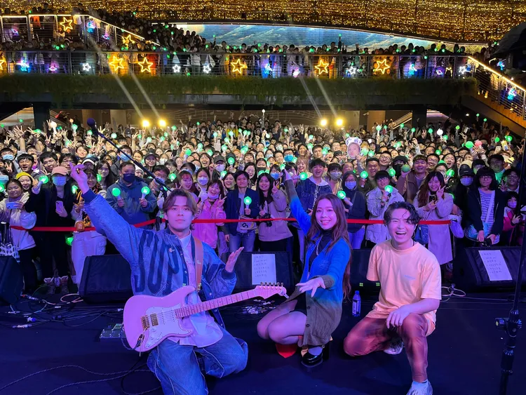 告五人人氣爆棚。相信音樂提供