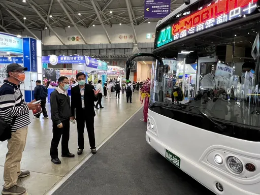 竹市全电动「先导公车」明年上路 打造通勤便利的交通网络