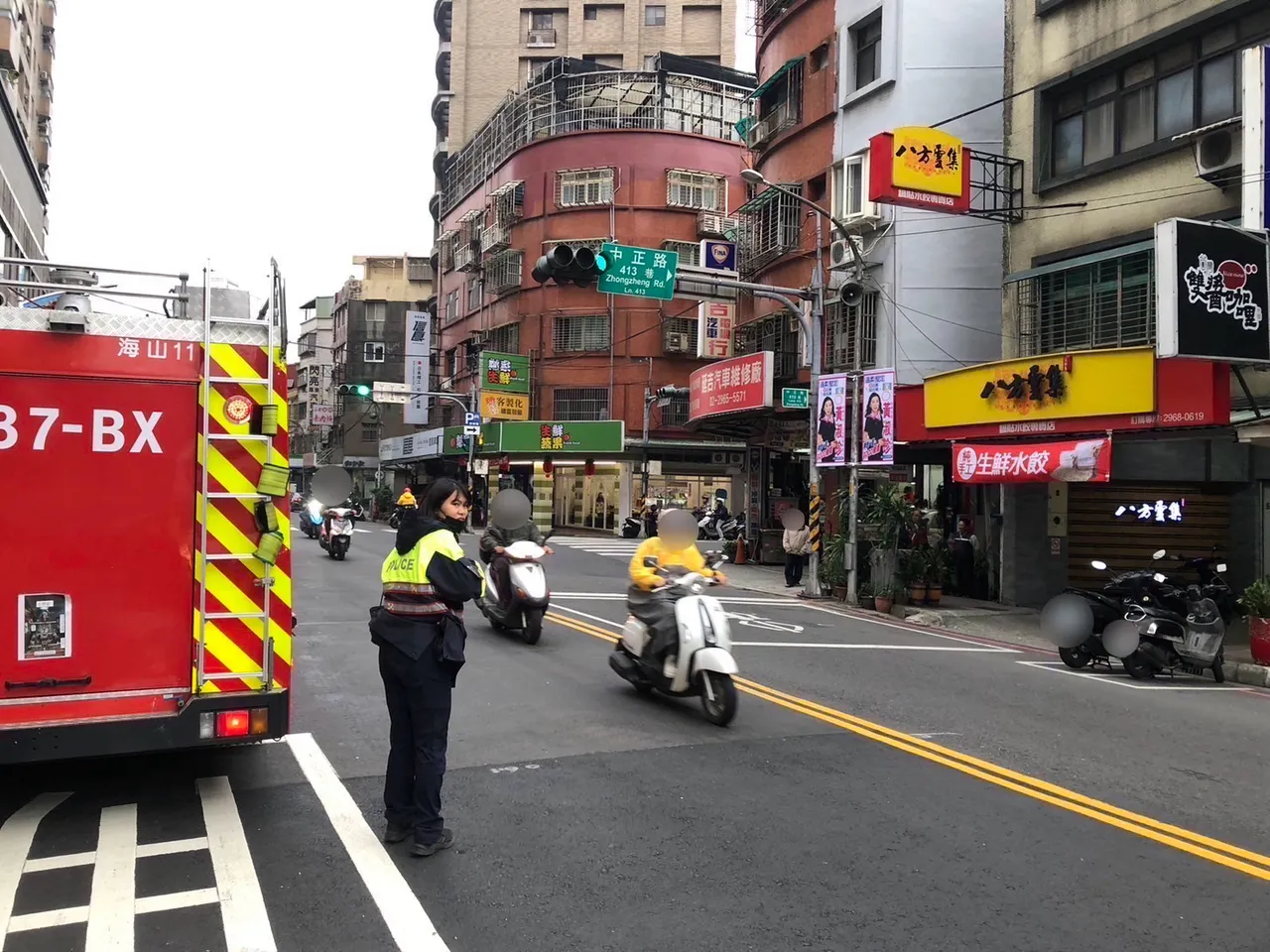 板橋6954戶無預警停電,台電表示饋線斷路器跳脫導致。翻攝畫面
