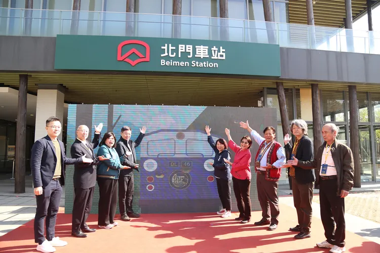 北門車站換上新妝，12月26日正式啟用。嘉市府提供