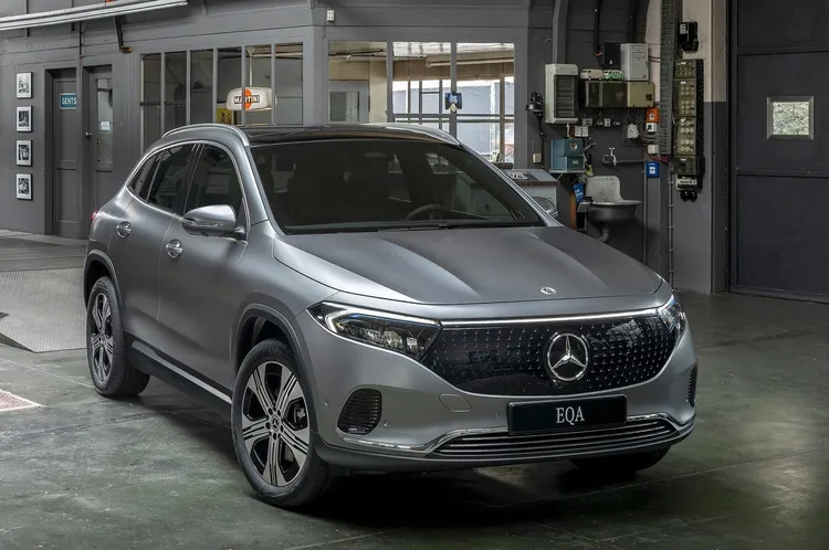 No.9  Mercedes-Benz EQA  598輛  售價：217萬元