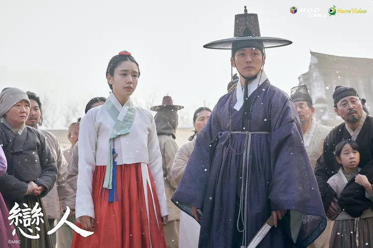 南宮珉（右）、安恩真主演的古裝劇《戀人》大受好評。Hami Video提供