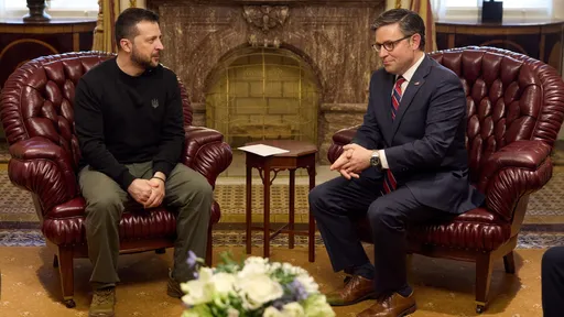 澤連斯基會見美國國會領袖 共和黨仍拒加強軍援