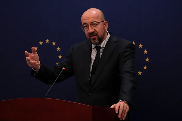 媒體引述歐盟官員指，歐盟理事會主席米歇爾將提前離開北京。美聯社