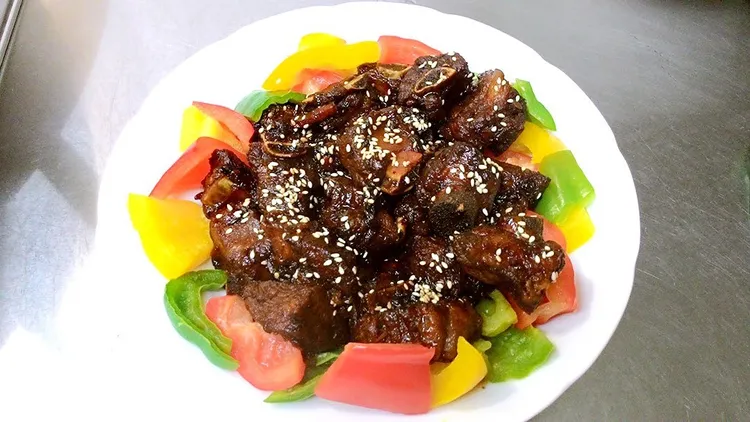 鹿鳴漾漾具備料理好手藝。（17LIVE提供）