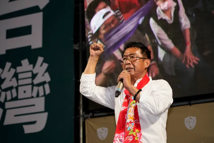 許智傑說，「我鳳山，我驕傲」。許智傑總提供