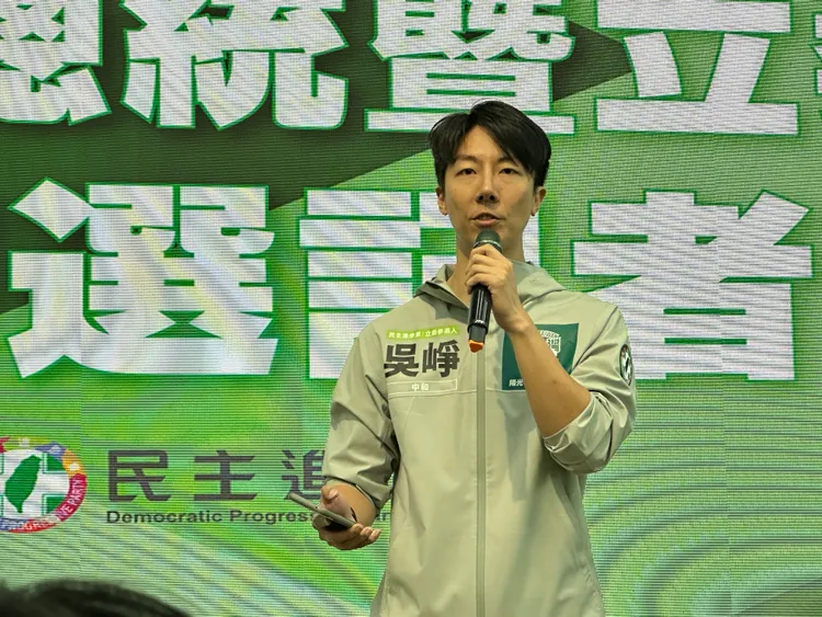 吳崢表示，自己的對手張智倫家族過去曾陷入賄選疑雲。潘袁詩羽攝