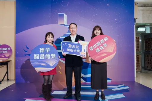 最强图书馆员!兼具艺术教育创作专长 蔡玉庭夺杰出图书馆员奖