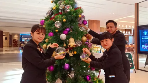 桃园喜来登酒店设公益礼物圣诞树 邀大家一起为育幼院童募圣诞礼物