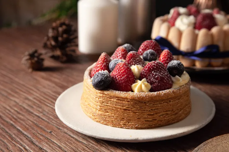 卡士達草莓千層盒。業者提供