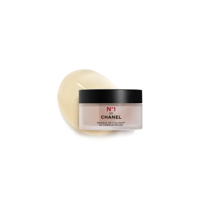 香奈兒1號紅色山茶花活能面膜呈現凝凍質地。品牌提供
