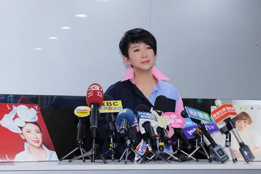 資深玉女聲淚俱下轟音樂大師「欺人太甚」 淚曝罹病打了10天抗生素才獲得控制