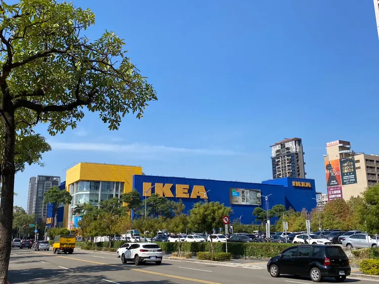 五期、七期重劃區包圍「文心森林公園」，生活機能成熟，周遭物件多樣化，滿足不同族群需求。永慶房產集團提供