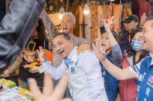 侯友宜再攻青年票 拋學貸免利息!家庭年收150萬以下可申請