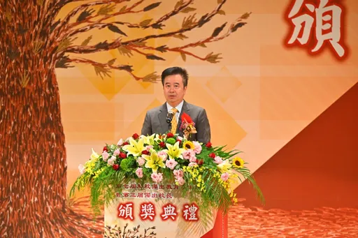 少子化衝擊私校招生 育達科大董座王育文喊話:公校減少招生名額