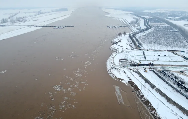 黃河下游山東段18日起就出現流凌。新華社