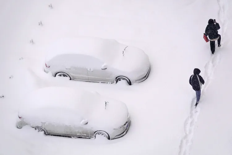 中國山東煙台，白皚皚一片。新華社