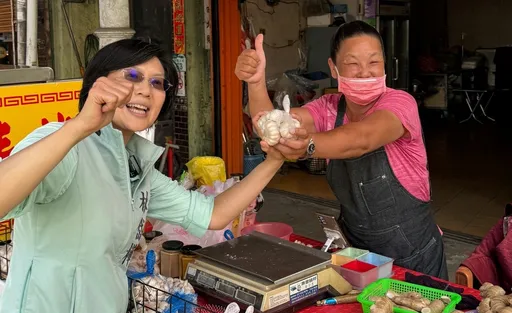 前進魚市場!林岱樺到林園這地方拜票 體會民間衝勁與生命力