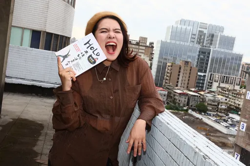 專訪1|Hold住姐曝《小時代》4美出事就聯絡 笑虧楊冪軟心肝「面惡心善」