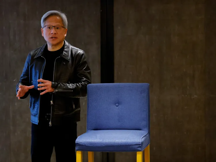 黃仁勳訪新加坡。路透社