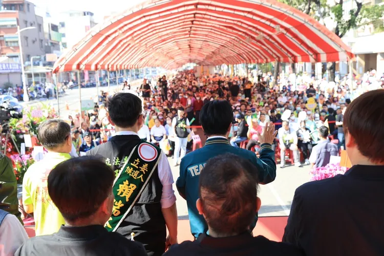 造勢現場人潮。賴總部提供