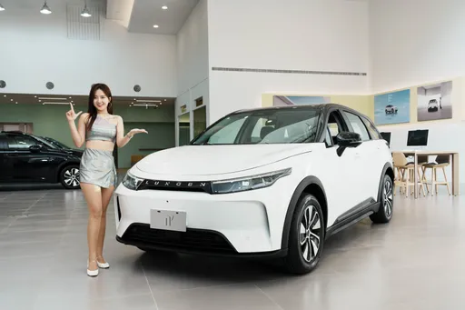 LUXGEN n7预购突破1万张订单 全车系新售价109.9万元起