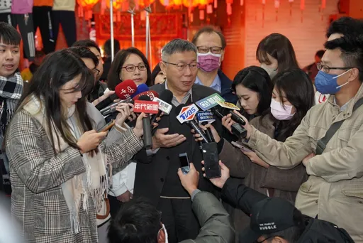 吳欣盈政見發表遭嘲「讀稿機」 柯文哲給評了!