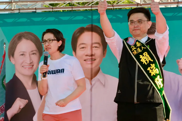 蕭美琴替賴瑞隆站台。賴清德競總提供
