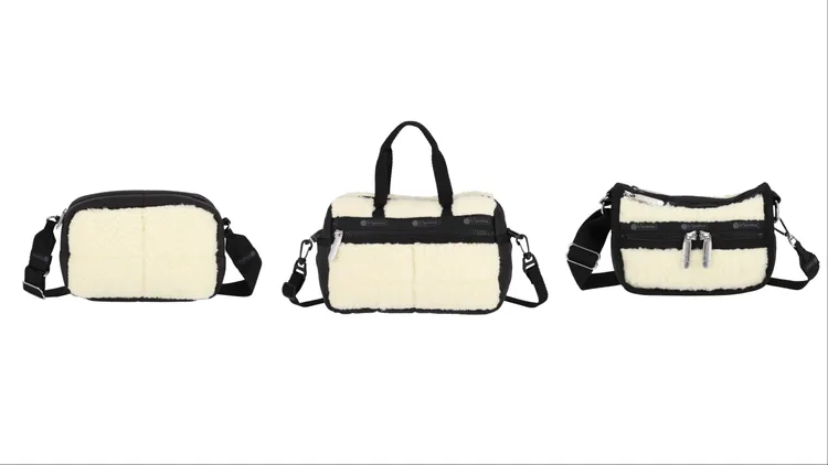 羊羔絨毛毛斜背方包（左起）3200元、羊羔絨迷你毛毛旅行包4300元、羊羔絨法棍肩背包4350元。品牌提供