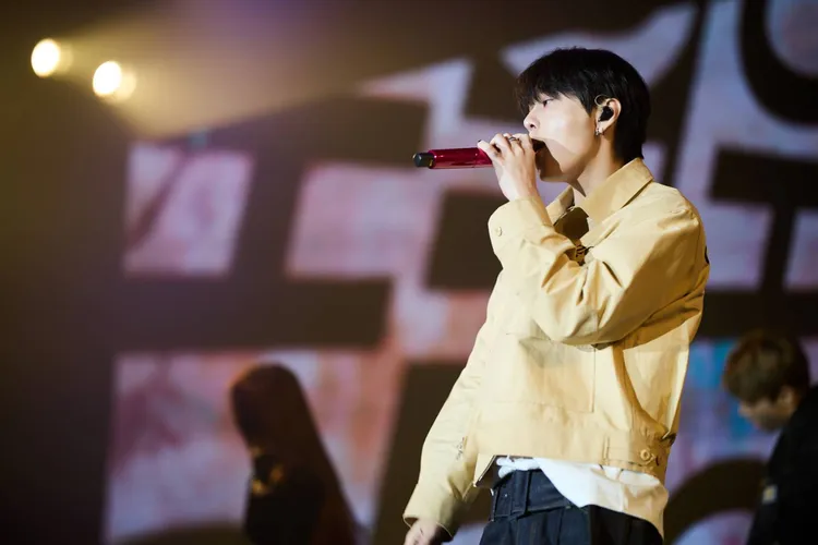 龍俊亨化身圓夢大使，完成粉絲心願。TheArtistudio得藝室策劃提供