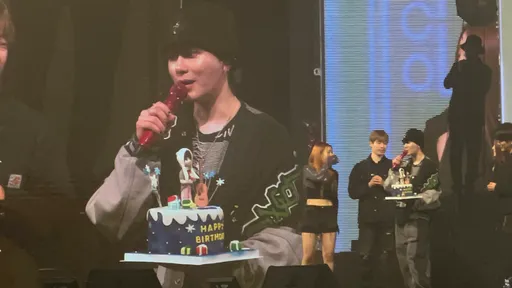 龍俊亨彈吉他唱《小幸運》落漆喊卡 來台慶生不會哭「我是男子漢」